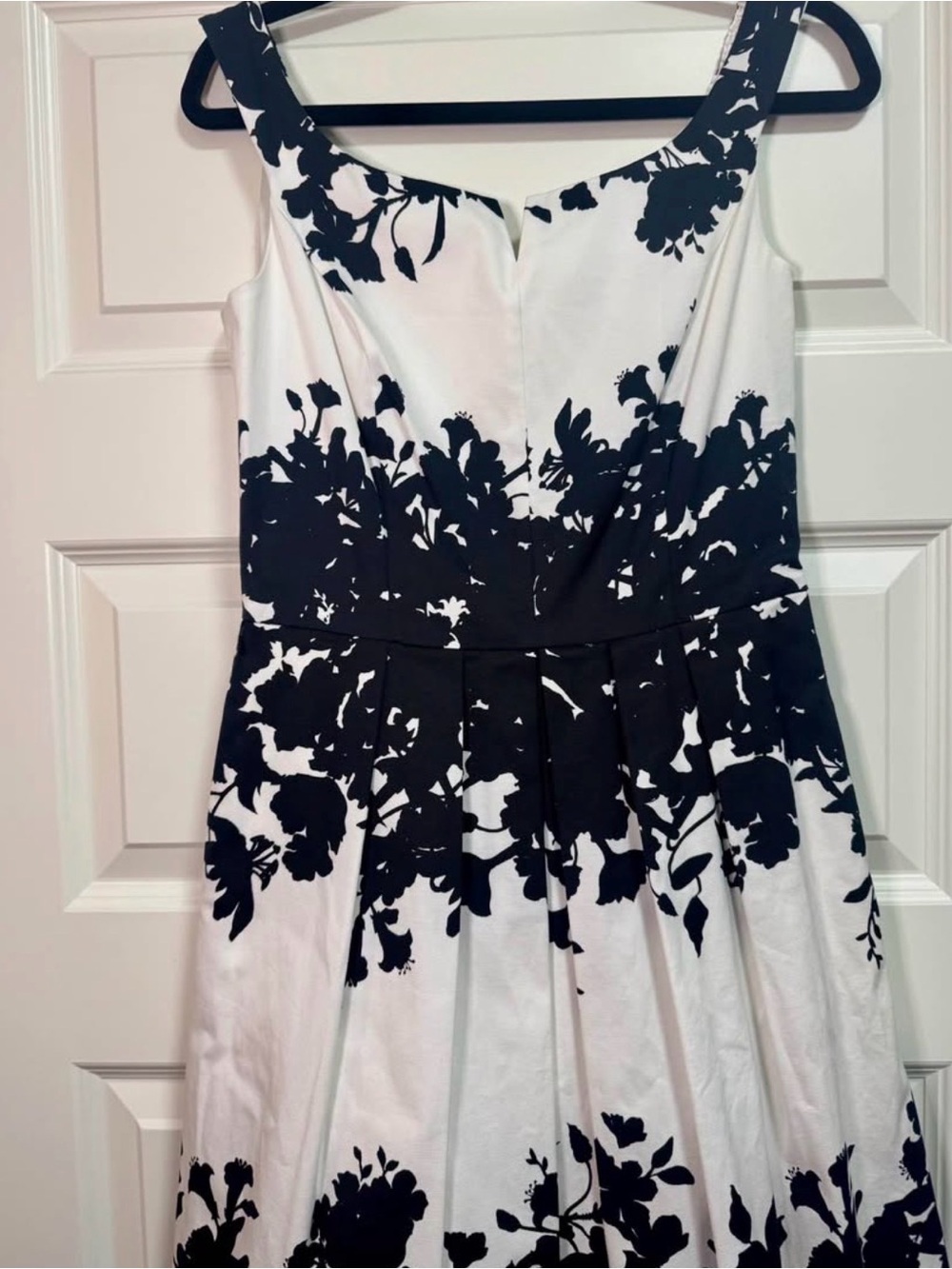 White House Black Market Black & White Floral Midi Dress